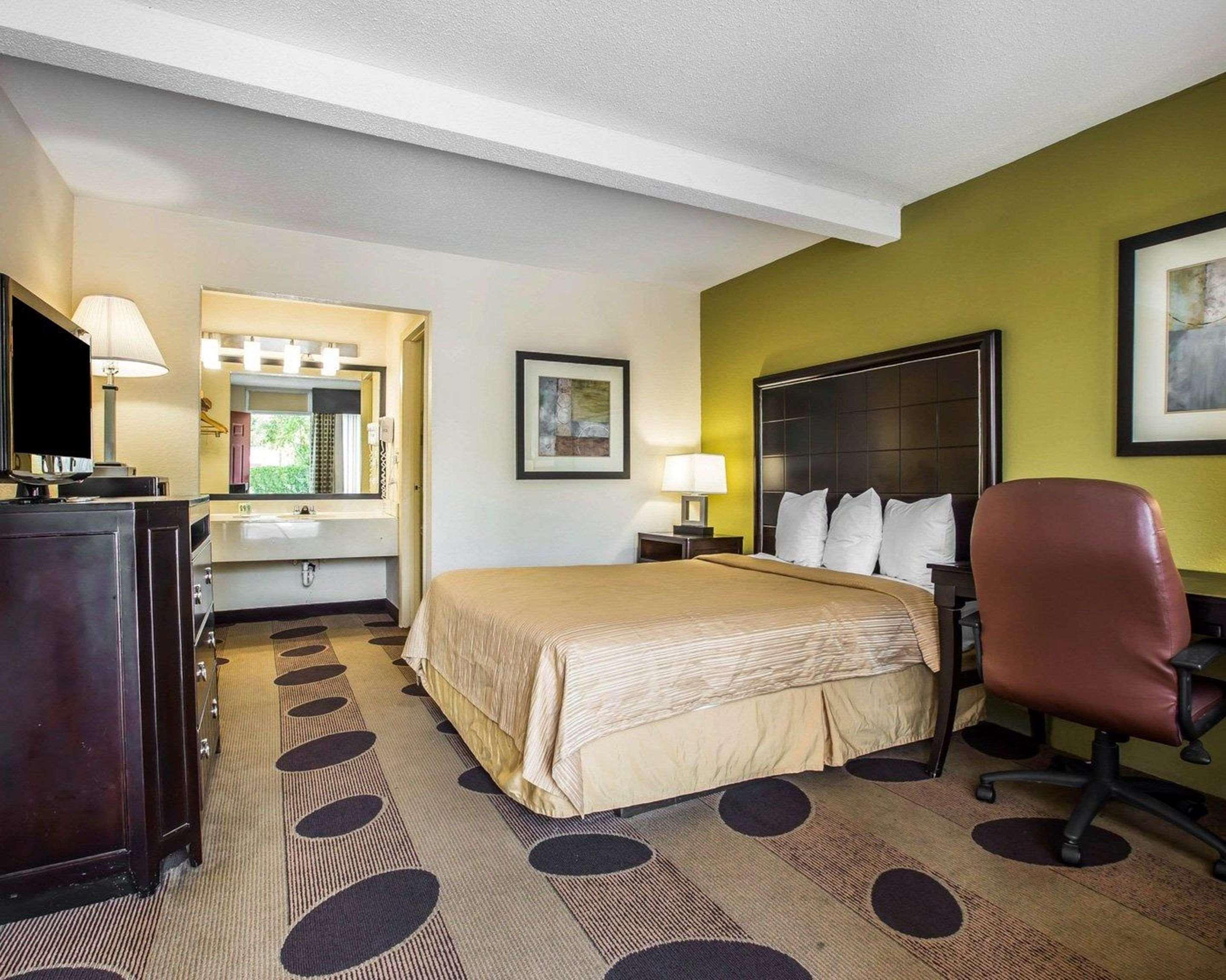 Quality Inn Greenwood Hwy 25 Экстерьер фото