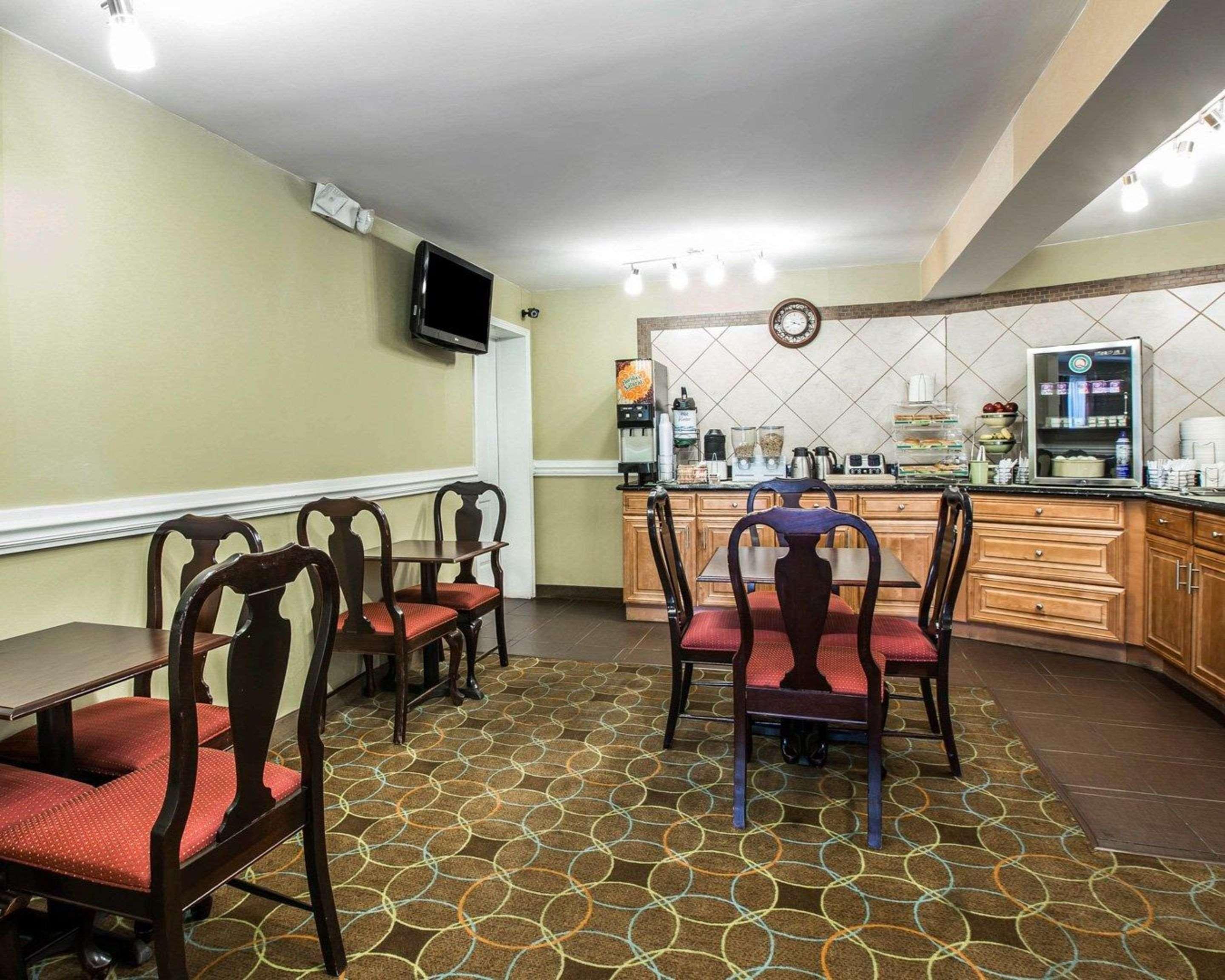 Quality Inn Greenwood Hwy 25 Экстерьер фото