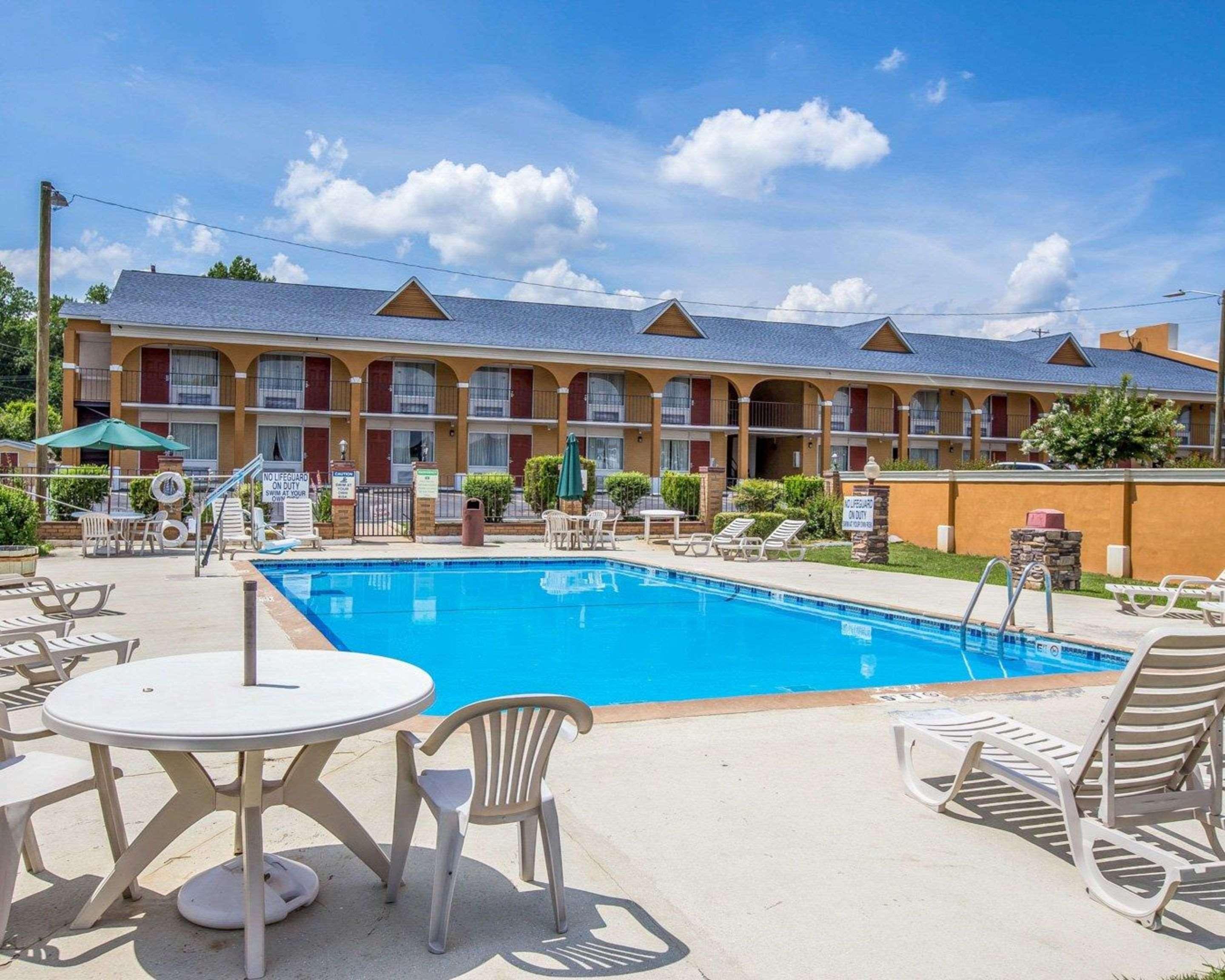 Quality Inn Greenwood Hwy 25 Экстерьер фото