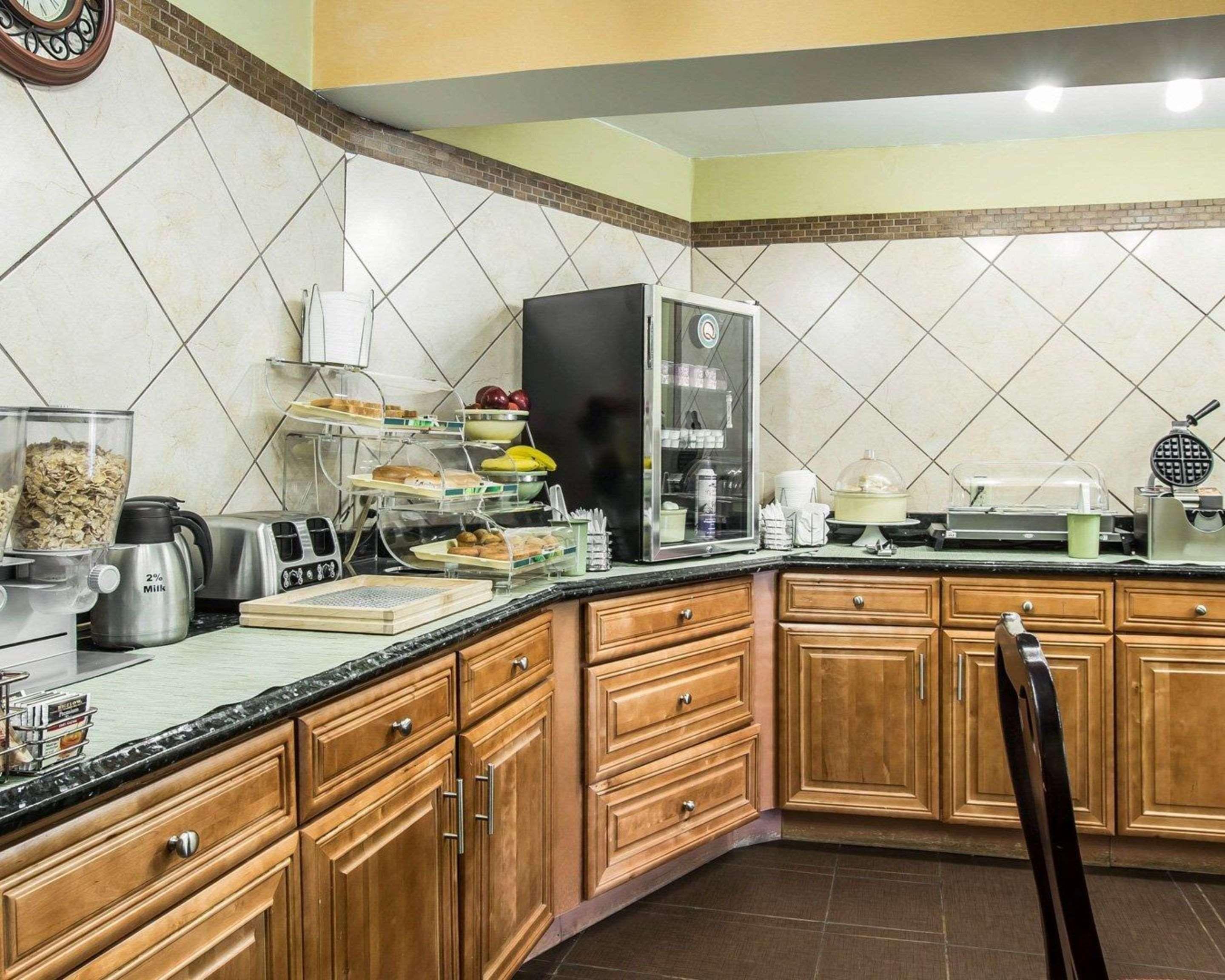 Quality Inn Greenwood Hwy 25 Экстерьер фото