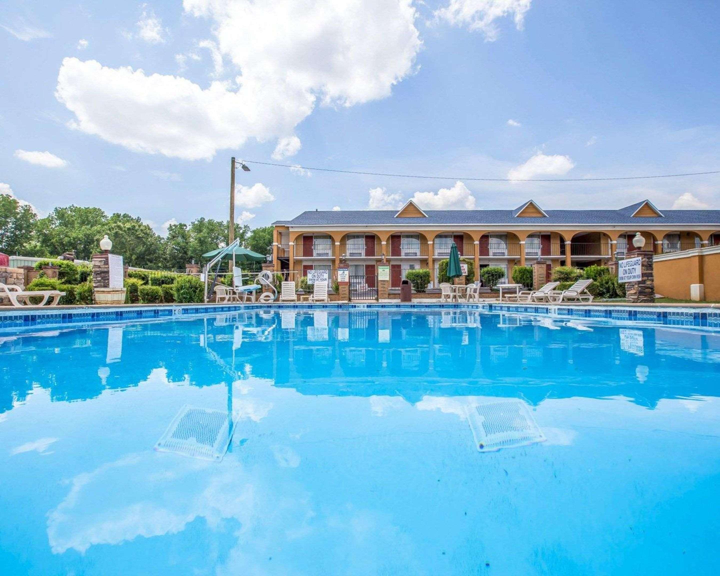 Quality Inn Greenwood Hwy 25 Экстерьер фото